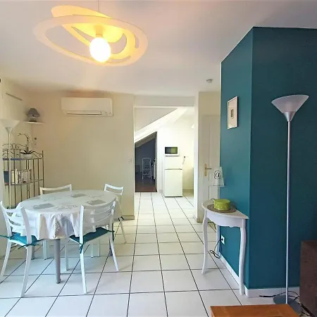 T2 Moderne Et Climatise A - Fr-1-555-61 * Экс-ле-Бен